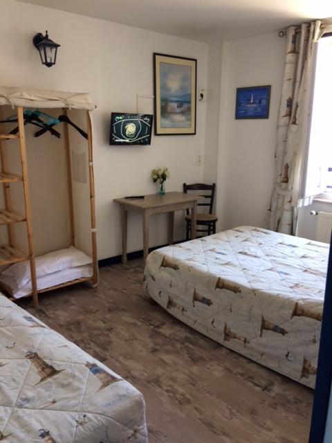 Hotel De La Gare 생말로 외부 사진